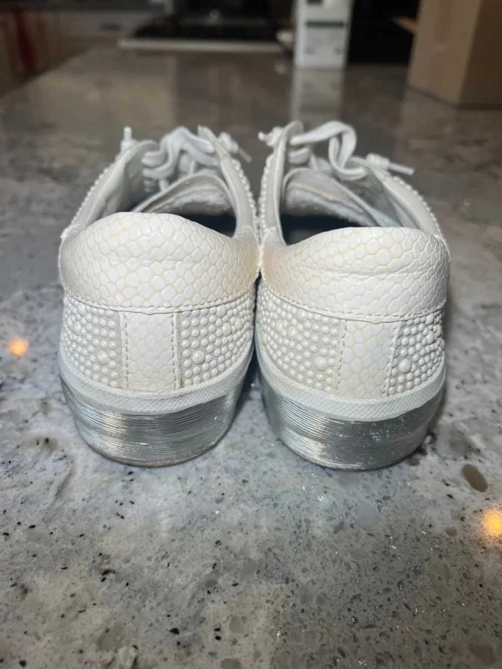 Dolce Vita Zina Pearl Embellished Sneakers - Vanilla Silver - Size 7.5 - Picture 6 of 10